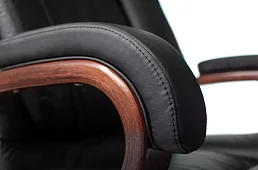 Кресло руководителя Бюрократ T-9925 Walnut дизайн 1 Черный