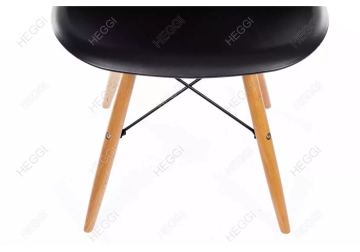 Стул Eames, Черный